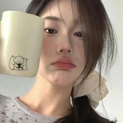 小鱼莉莉